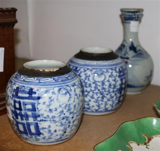 Chinese B&W vase & 2 jars